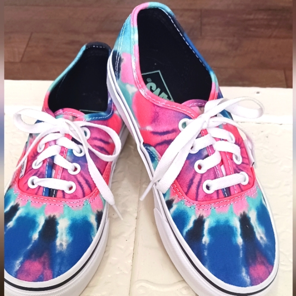 Tie Dye Van's Tennis Shoes